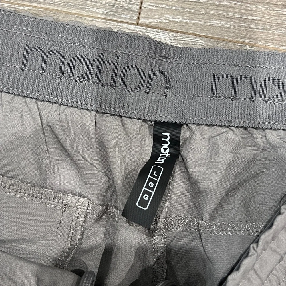 Motion Gray Men's Shorts